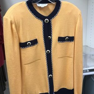 St. John Collection skirt set